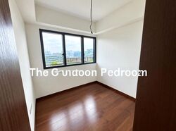Slim Barracks Rise (D5), Condominium #635525161